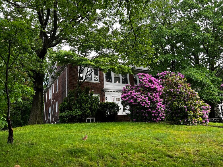 Building Photo - 1776 Commonwealth Ave