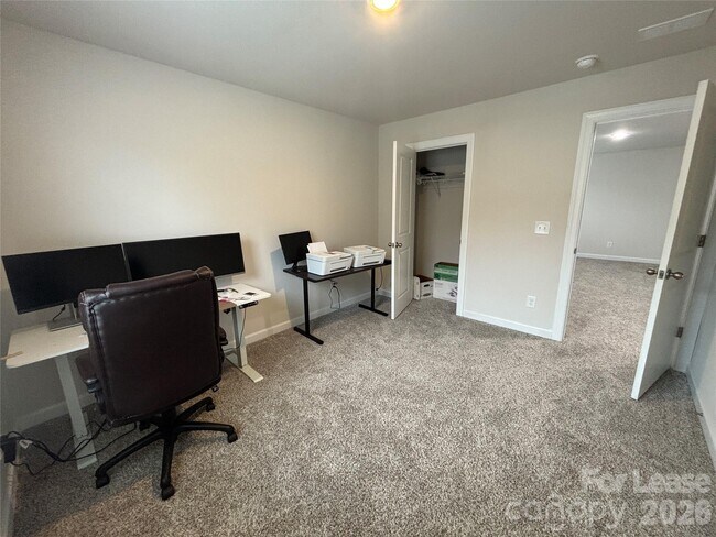 Building Photo - 1019 Clementine Rd