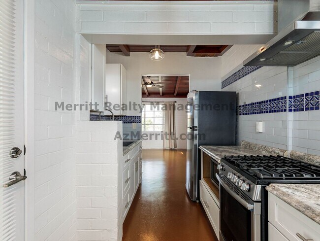Building Photo - Palo Verde, 1017-1021