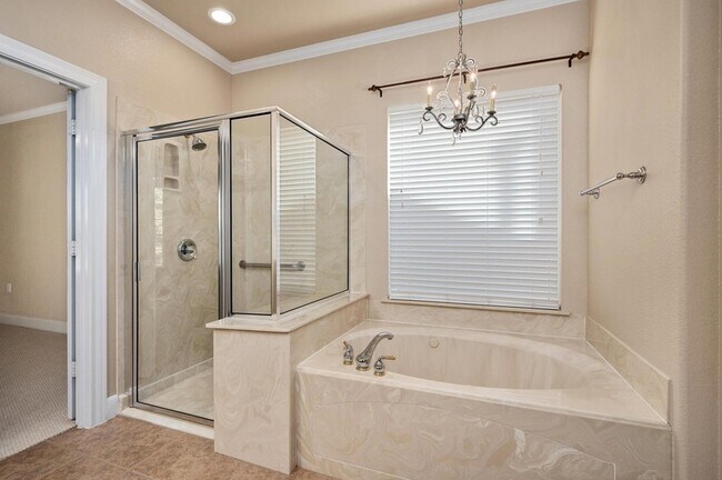 Building Photo - 216 Armstrong Dr