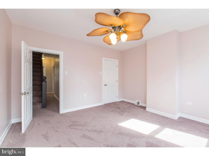 Building Photo - 3319 Krail St