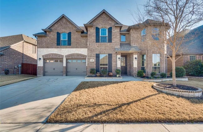 Primary Photo - 404 S Hill Dr