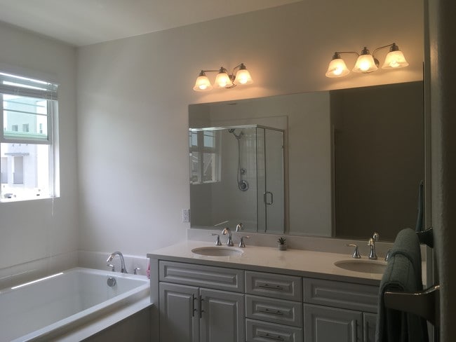 Building Photo - 101 Acamar