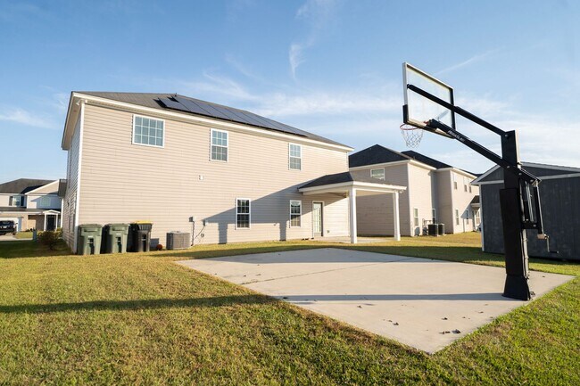 Building Photo - Available Now!