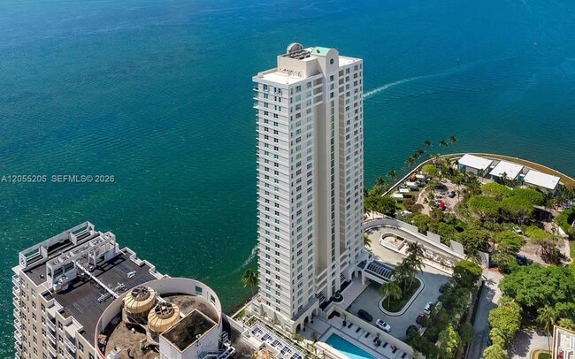 Building Photo - 800 Claughton Island Dr
