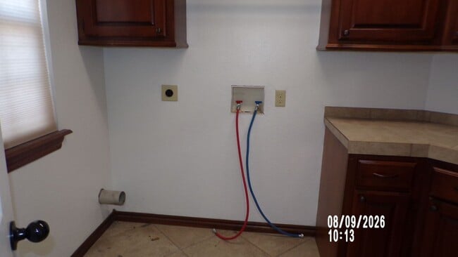 Building Photo - 114 Sandy Trail Cir