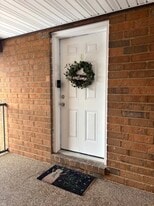 Building Photo - 5581 Baronridge Dr