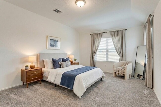 Building Photo - 5817 Bellissima Way