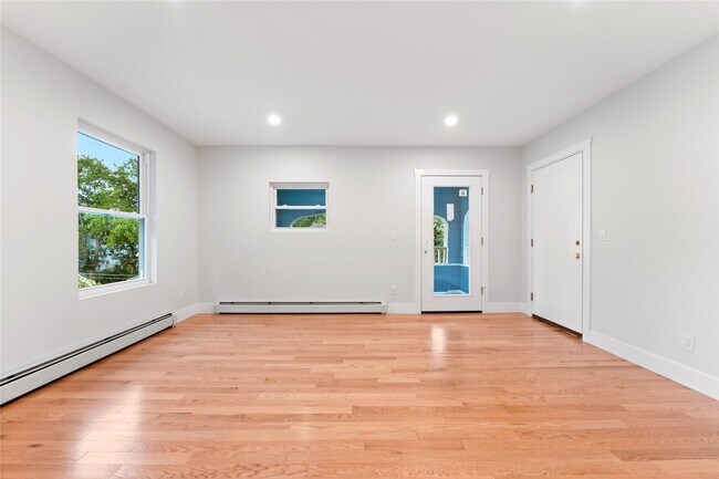 Building Photo - 46 North St