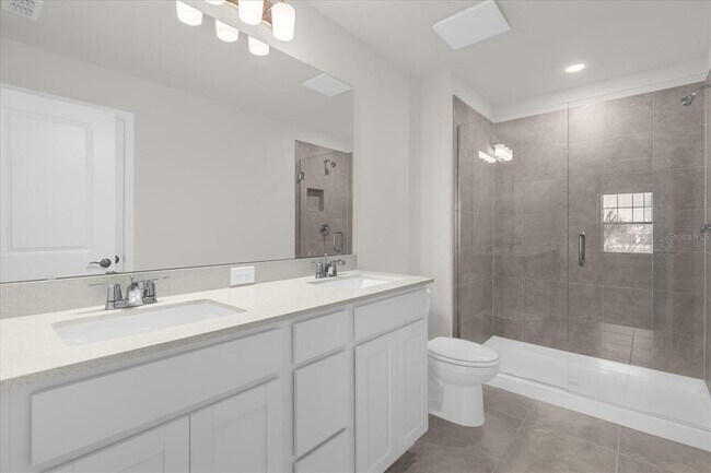 Building Photo - 16246 Merry Aly