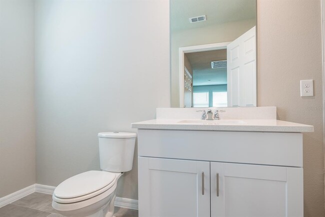 Building Photo - 518 Amadoras Wy