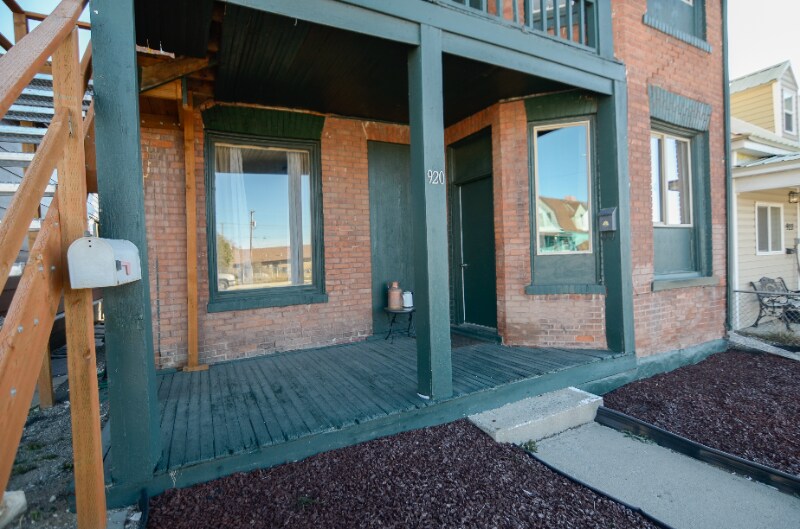 Building Photo - 920 S Colorado St