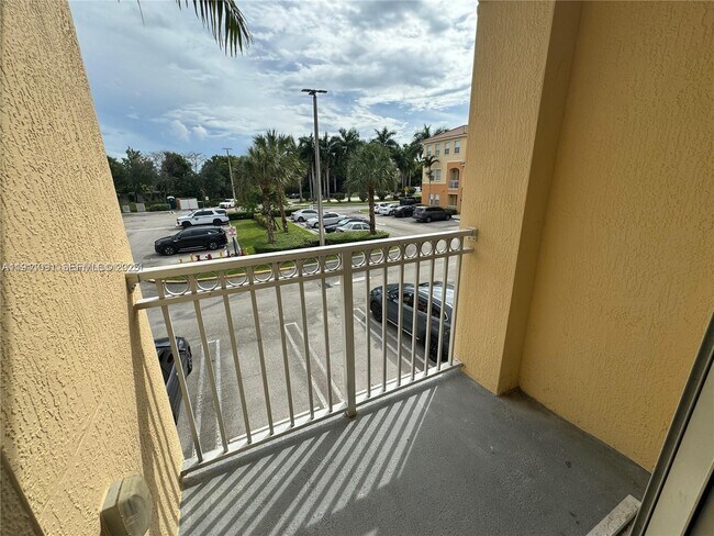 Building Photo - 10012 NW 7th St