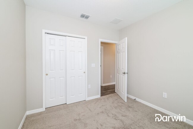 Building Photo - 307 Granite Pl