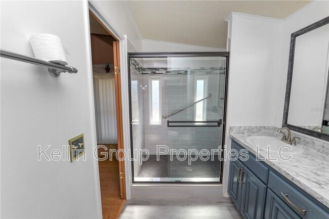 Building Photo - 1706 Fox Hill Dr