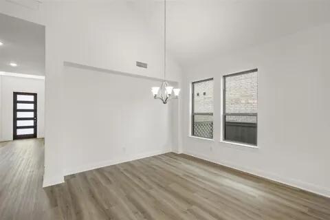 Building Photo - 216 Onyx Dr