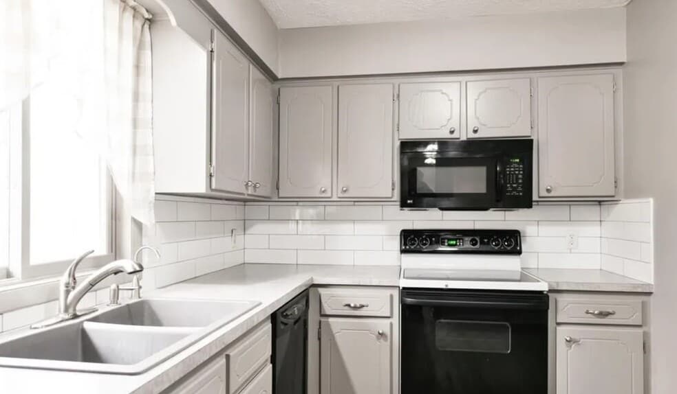 Building Photo - 13509 Carpenter St