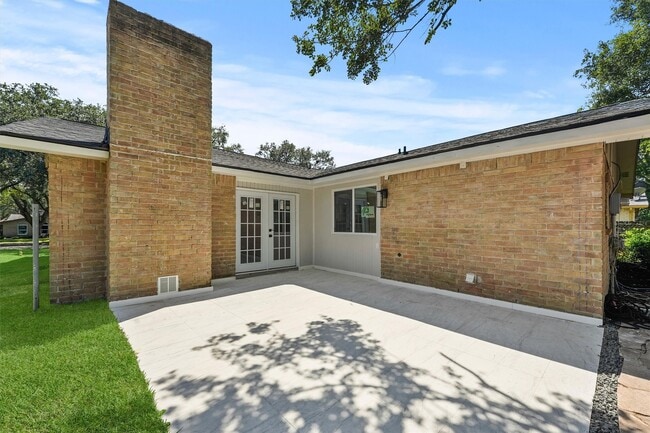 Building Photo - 3902 Marywood Dr