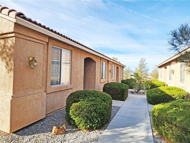 Building Photo - 1340 Pocahontas Ave