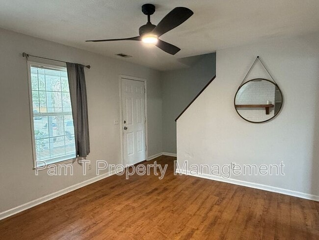 Building Photo - 226 Bordeaux Ln