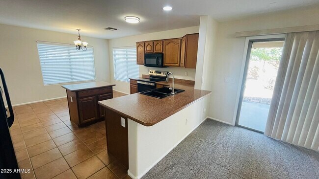Building Photo - 40304 W Hayden Dr
