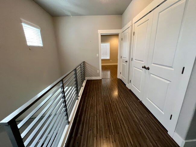 Building Photo - Beautiful Santorini Village Townhome Now A...