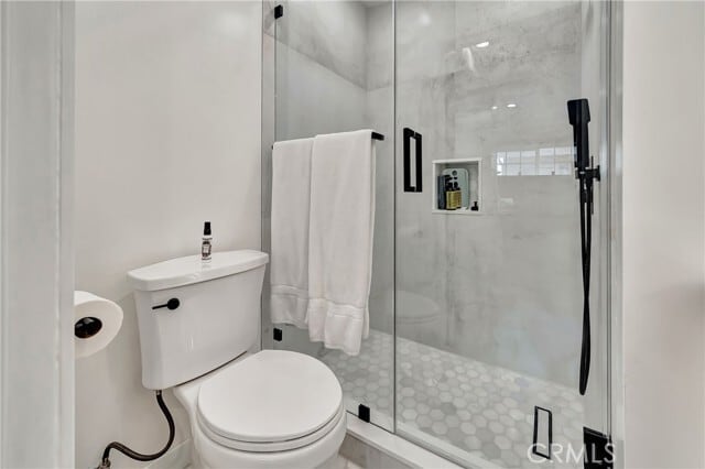 Building Photo - 14727 Magnolia Blvd