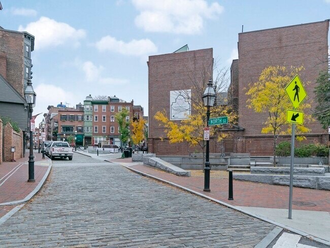 Building Photo - 222 North St