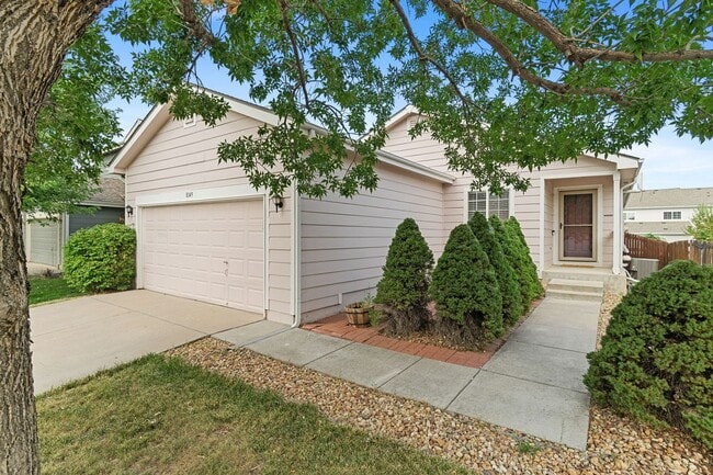 Primary Photo - Updated 3bed/3bath with Finished Basement