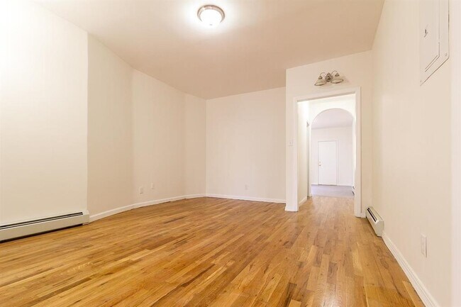 Building Photo - 86 Highwood Terrace