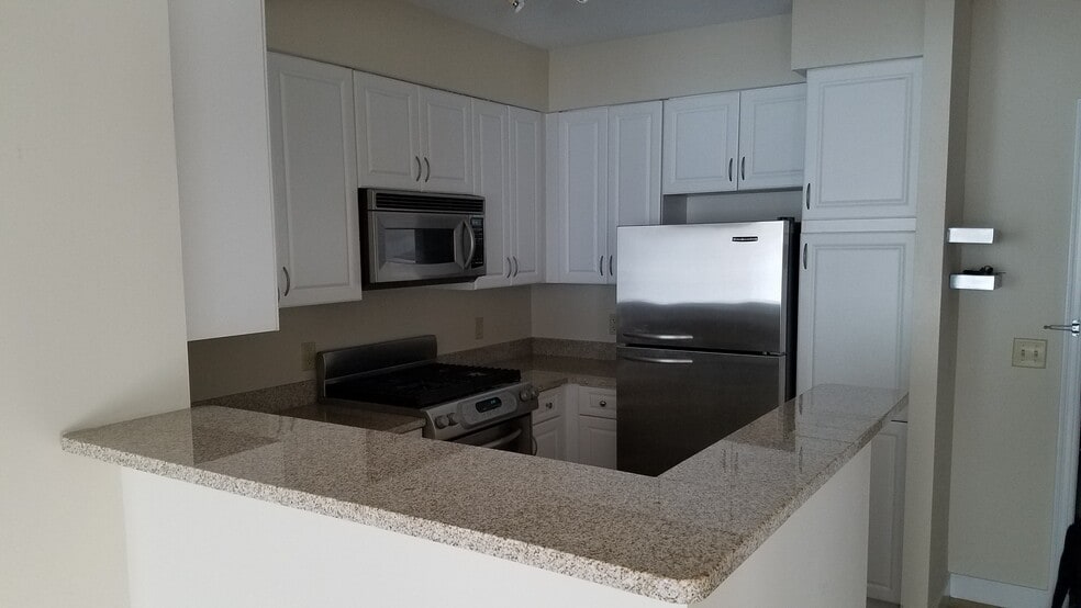 Building Photo - 555 Massachusetts Ave NW