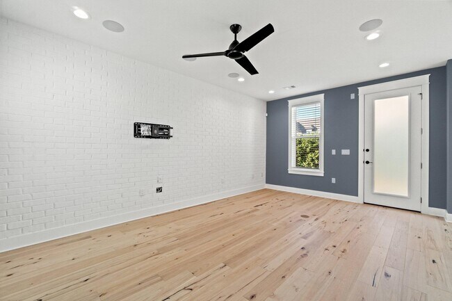 Building Photo - 141 Ridgewalk Cir
