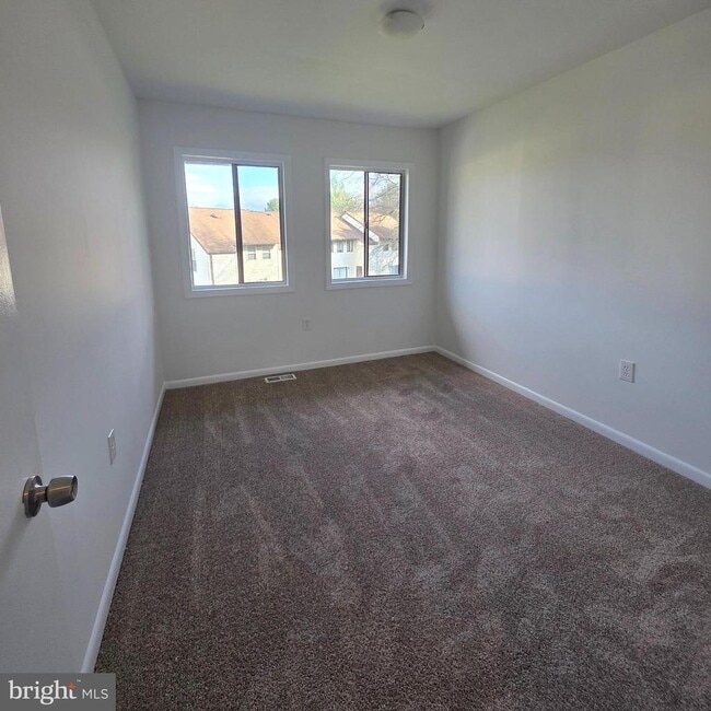 Building Photo - 11378 Laurelwalk Dr