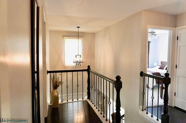 Building Photo - 251 Millington Ln