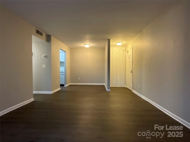 Building Photo - 238 Orchard Trace Ln