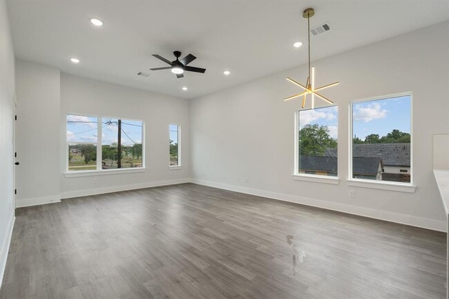 Building Photo - 8114 Double