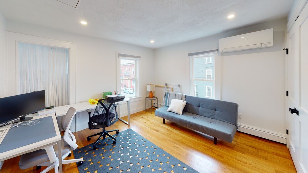 Building Photo - 227 Amory St