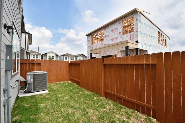 Building Photo - 4212 Lyons Fall Ln