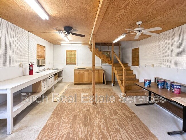 Building Photo - 2552 Chancery Dr