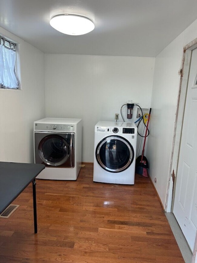 Building Photo - 1796 Rozier Church Rd