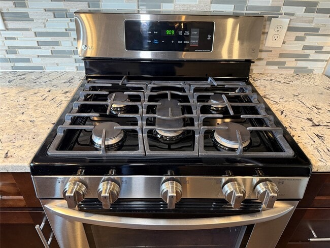 Building Photo - 10428 Hammerly Blvd