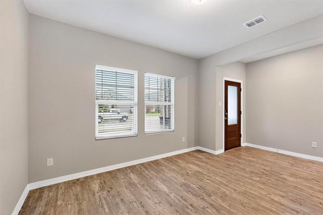 Building Photo - 333 Edmund Ln