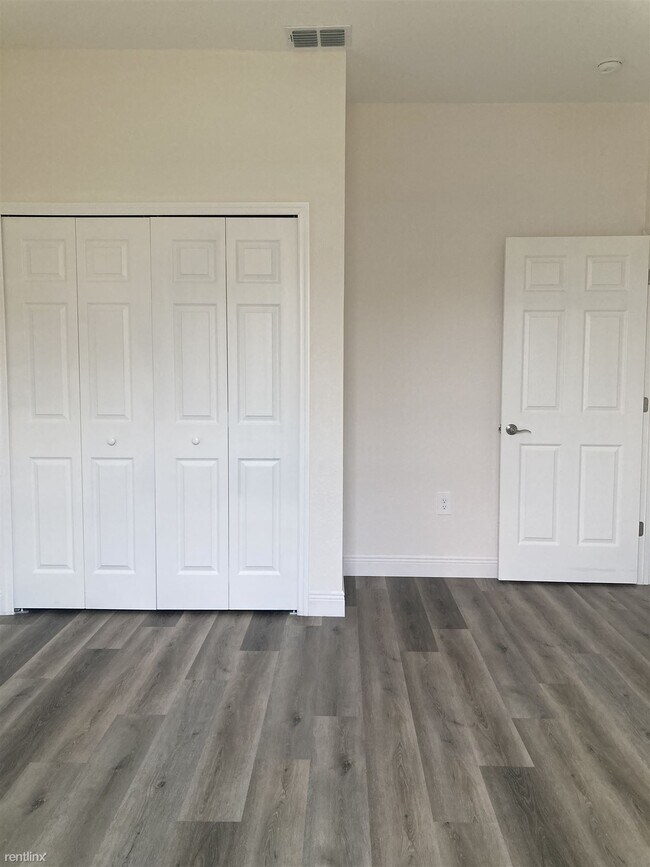 Building Photo - 3 br, 2 bath House - 2224 Mincey Terrace