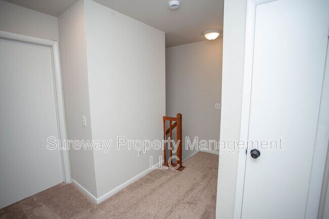 Building Photo - 137 Brent Ct
