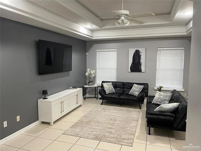 Building Photo - 4 Buffalo Ave