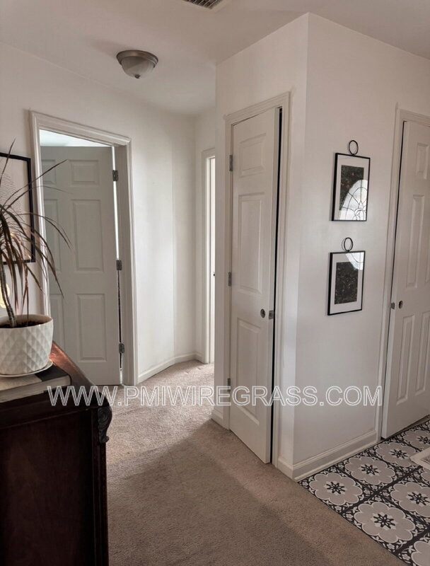 Building Photo - 112 Scarlet oaks Ct