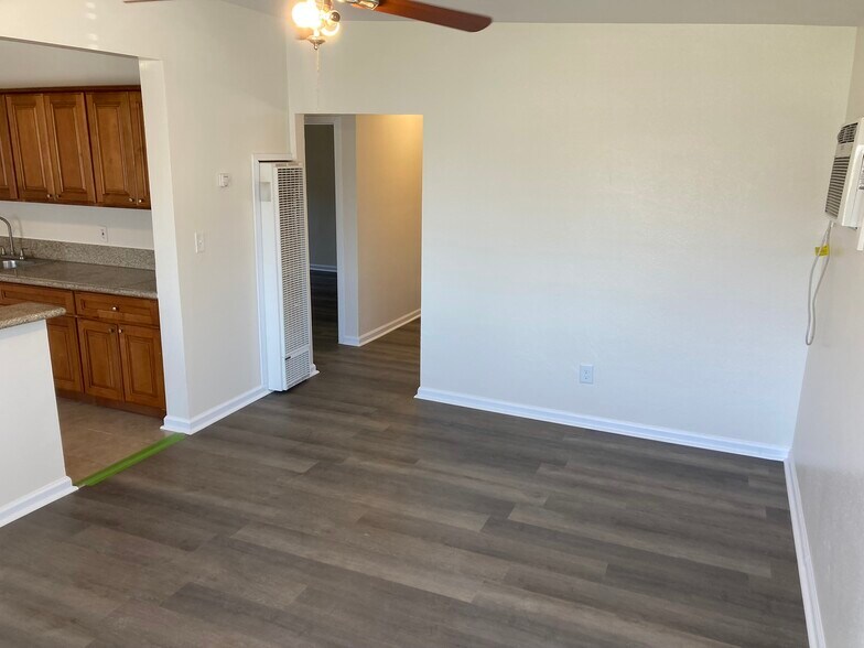 Living room - 545 N 8th Street