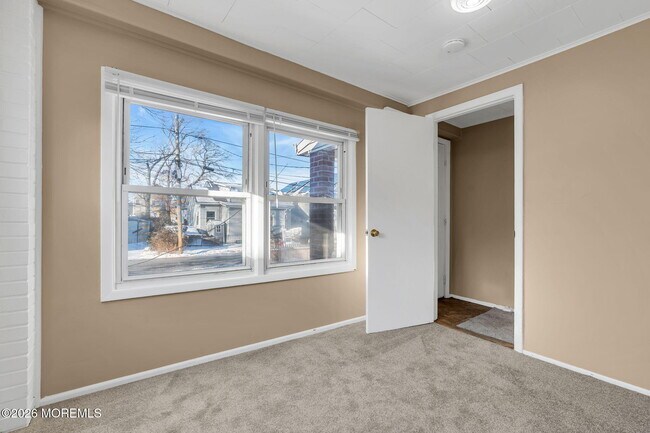 Building Photo - 10 Braden Pl