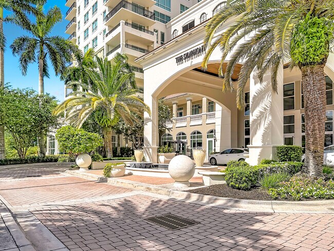 Building Photo - 610 W Las Olas Blvd