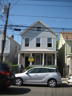 Primary Photo - 124 Marshall St